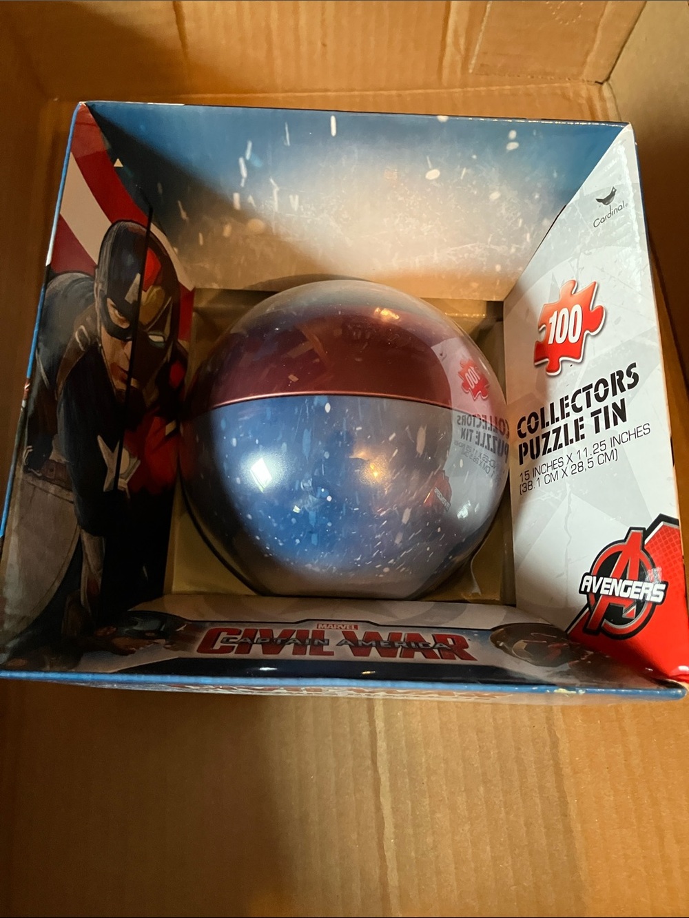 Marvel Avengers Blue and Red Collector's Puzzle Tin - 100 Piece